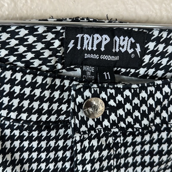 Tripp NYC Black and White Checkered Women Jeans - Picture 6 of 10